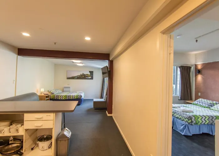 Yha Queenstown Central