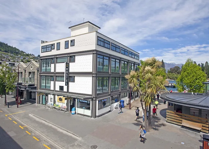 Absoloot QueenstownHostel